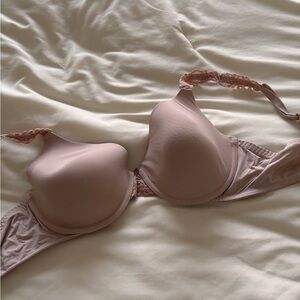 Natori Lace Trim Bra 34D in Light Pink